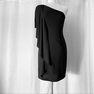 London Times • Off One Shoulder Black Short Dress